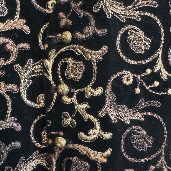 FAVOURBROOK Size 42 (Medium) Black Gold Embroidery Buttoned Vest - Picture 6 of 6